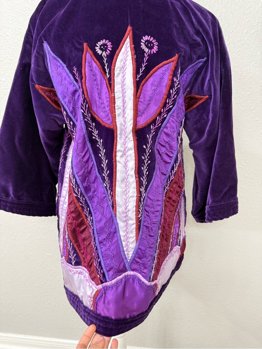 Vintage Colorim Judith Roberts Purple Velvet Wearable Art Jacket Embroidered Kim - Picture 6 of 12